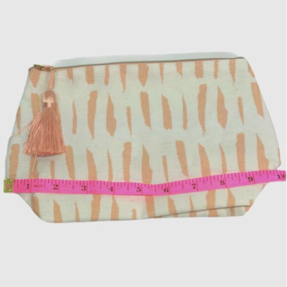2 Peach Tassel Makeup Cosmetic Travel Bags - Picture 4 of 6